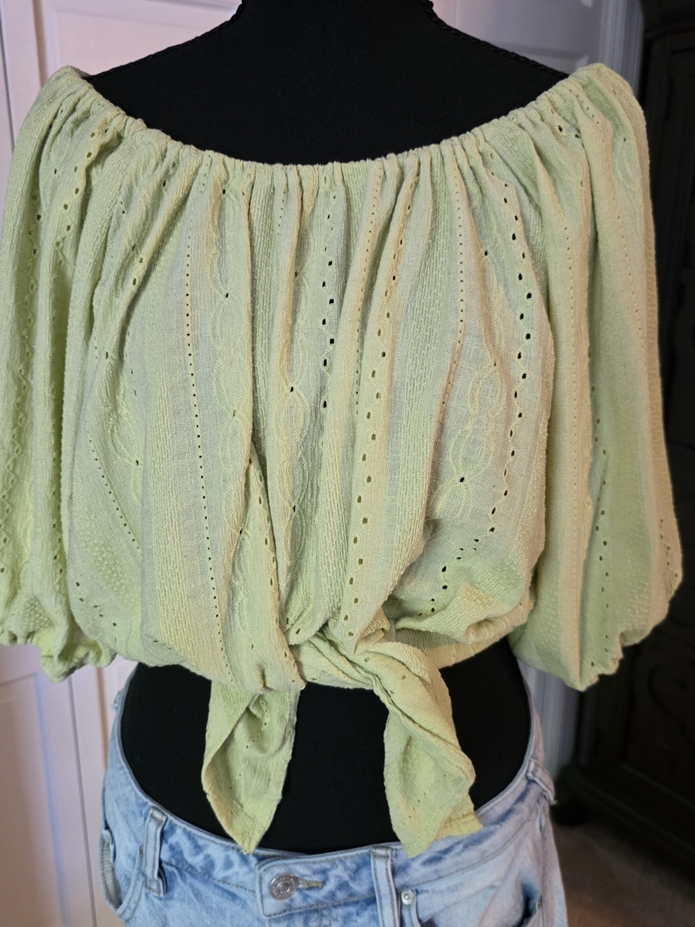 Ruby Rd. Petite Plus PXL Lime Green Eyelet Tie Front Peasant Top Boho Blouse